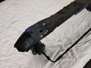 Ford Focus (2011–2018) Frontstoßstangenträger und seine Teile 1860770 - 2