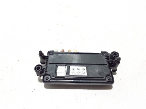 Chrysler Pacifica (2016–2026) Camera control module 68375113AB - 3