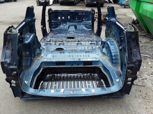 Chrysler Pacifica (2016–2026) Tagumine poritiib ja selle osad - 2