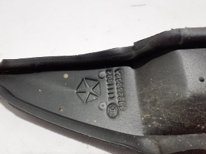 Chrysler Pacifica (2016–2026) Sonstiger Schutz 68225662A - 2