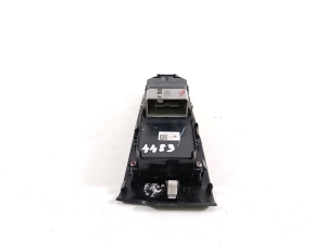 Honda Odyssey V (2013–2017) Front door glass switch 35750-TK8-A41 - 4