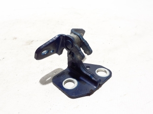 Chrysler Pacifica (2016–2026) Front door lower hinge 68269773AA - 3