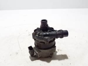   Tsirkulatsioonipump  - 68237841AA 