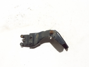 Chrysler Pacifica (2016–2026) Sliding door bracket 68185994AA - 2