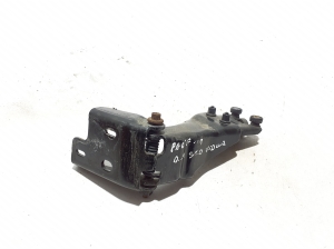 Chrysler Pacifica (2016–2026) Sliding door bracket 68185994AA - 3