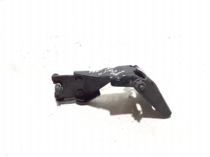 Chrysler Pacifica (2016–2026) Sliding door bracket 68185995AA - 3