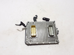 Calculateur moteur - 68416680AE
