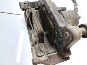 Volkswagen Caddy III (2004–2015) Bremssattel vorne - 3