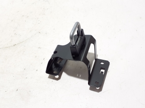 VOLVO XC40 (2017–2026) Hood prop/gas strut 32244456 - 2