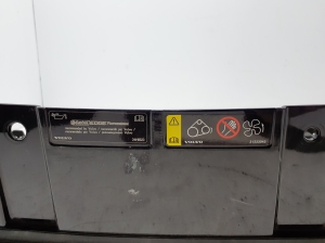 VOLVO XC60 (2017–2026) Kühlergrill 32291919 - 3
