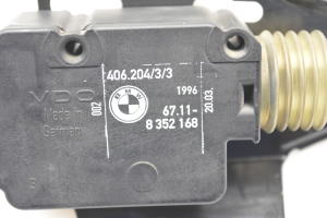 BMW 5 SERIES E39 (1995–2004) Fuel filler cap lock 8352168 - 4
