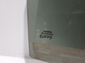 TOYOTA Auris E18 (2012–2018) Aizmugurējo sānu durvju stikls 6810302370 - 2