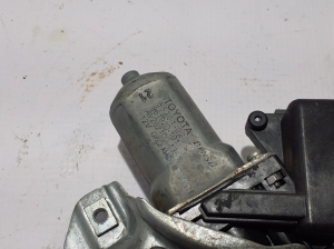 TOYOTA Auris E18 (2012–2018) Rear side door window regulator 6984002430 - 3