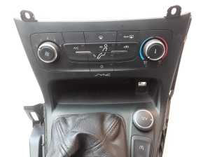 Ford Focus (2011–2018) Heater control panel F1ET18549 - 4