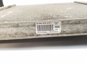 Porsche Cayenne (2010–2017) Other radiator 7P0121212 - 2