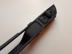 Ford Focus (2011–2018) Front door glass switch DT1T14A132GA - 3