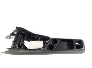 BMW 2 SERIES (F46) (2015–2026) Center console 9372522 - 5