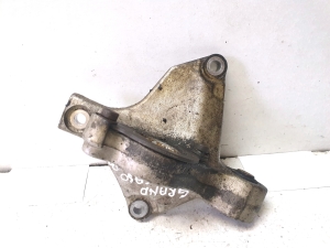 Citroen C4 Picasso (2007–2013) Priekšējās pusass kronšteins 9653504280 - 2