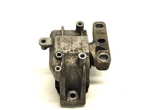Volkswagen Caddy III (2004–2015) Engine mount 1K0199262CB - 4