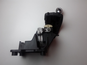 Peugeot 2008 (2013–2026) Gear shift mechanism and its parts 9806780680 - 2