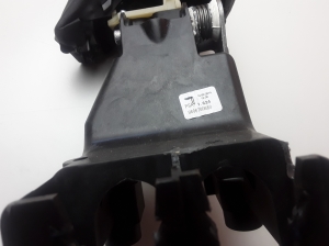 Peugeot 2008 (2013–2026) Gear shift mechanism and its parts 9806780680 - 4
