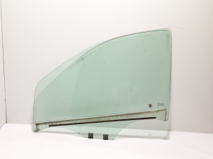   Front door glass  - 803139509R 