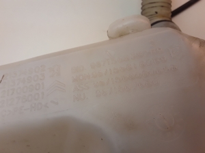 Peugeot Partner II (2008–2018) Front washer fluid reservoir 9671568380B9 - 4