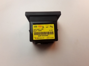 Kia Sportage (2016–2021) USB-Anschluss 96120D9600 - 2