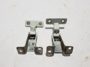 Dacia Dokker (2017–2026) Tailgate hinge 904000869R - 3