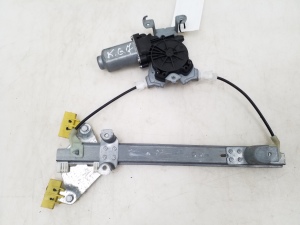 NISSAN Qashqai (2006–2013) Aizmugurējo sānu durvju logu pacēlājs un tā detaļas 402191A - 2