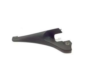   Wiper cowl trim panel  - 668224513R 