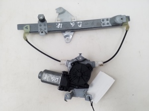 NISSAN Qashqai (2006–2013) Aizmugurējo sānu durvju logu pacēlājs un tā detaļas 402190A - 2