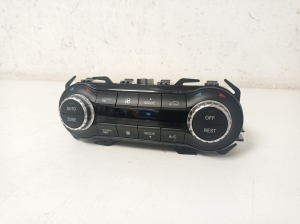 Mercedes Benz A-Class 176 (2012–2018) Heater control panel A2469008415 - 4