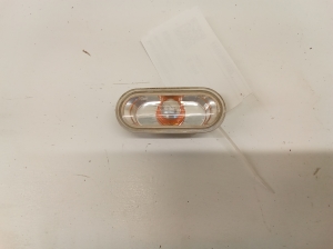 Eesmise poritiiva suunatuli - 6L0949117