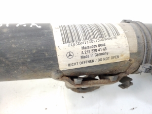 Mercedes Benz CLS-Class 218 (2011–2018) Stoßdämpfer vorne A2183204113 - 3