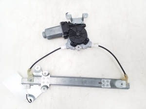 NISSAN Qashqai (2006–2013) Aizmugurējo sānu durvju logu pacēlājs un tā detaļas 402191A - 2