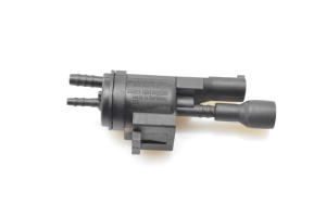Mercedes Benz C-Class 204 (2007–2014) Magnetventil 0025401497