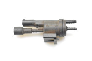 Mercedes Benz C-Class 204 (2007–2014) Solenoid 0025407097 - 2