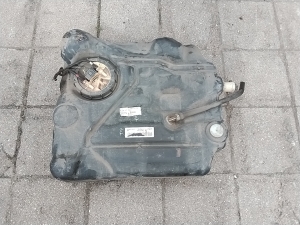 Ford Focus (2011–2018) Fuel tank and its parts AV619002BB - 2