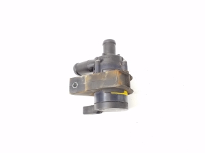 Porsche Cayenne (2010–2017) Auxiliary water pump 7P5819610C - 5