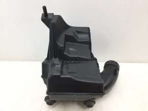 NISSAN Juke F15 (2010–2018) Luftfiltergehäuse 8200398990 - 2