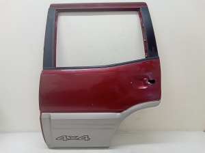 Rear side doors - 821011F230