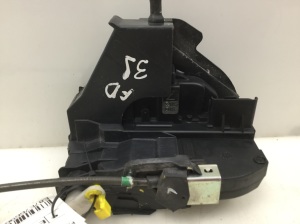 NISSAN Juke F15 (2010–2018) Front door lock - 2