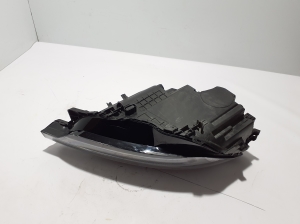 VOLVO XC60 (2017–2026) Phare avant 32342515 - 3
