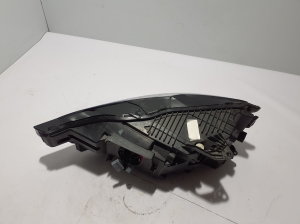VOLVO XC60 (2017–2026) Phare avant 32342515 - 4