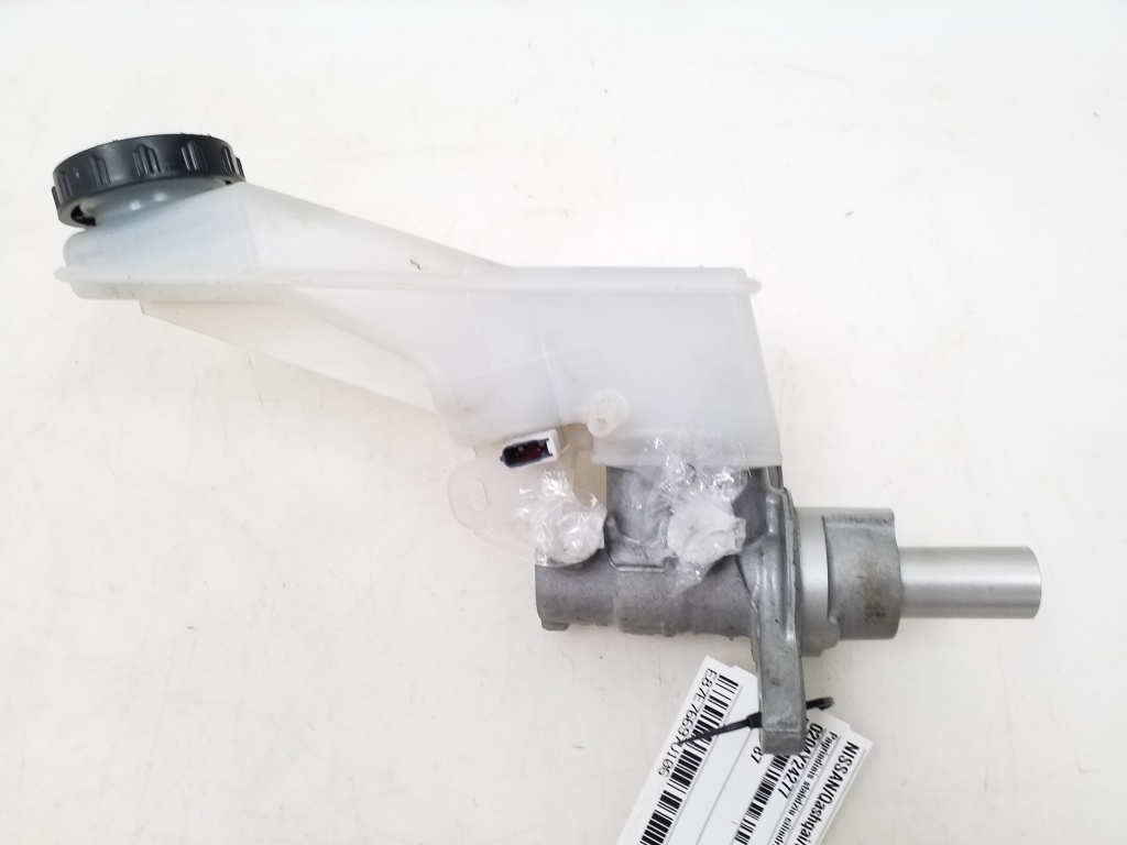 Used NISSAN Qashqai Master cylinder 0204Y24277