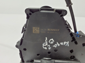 RENAULT Kangoo III (2021–2026) Front door lock 805023672R - 2