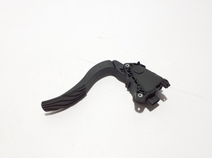 RENAULT Kangoo III (2021–2026) Gaspedal 180022038R - 2