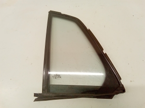 Rear door quarter glass - 43R00367
