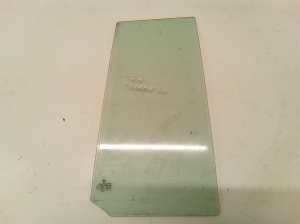 Rear door quarter glass - 43R001057